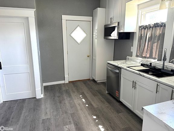 3rd image of 517 2nd St