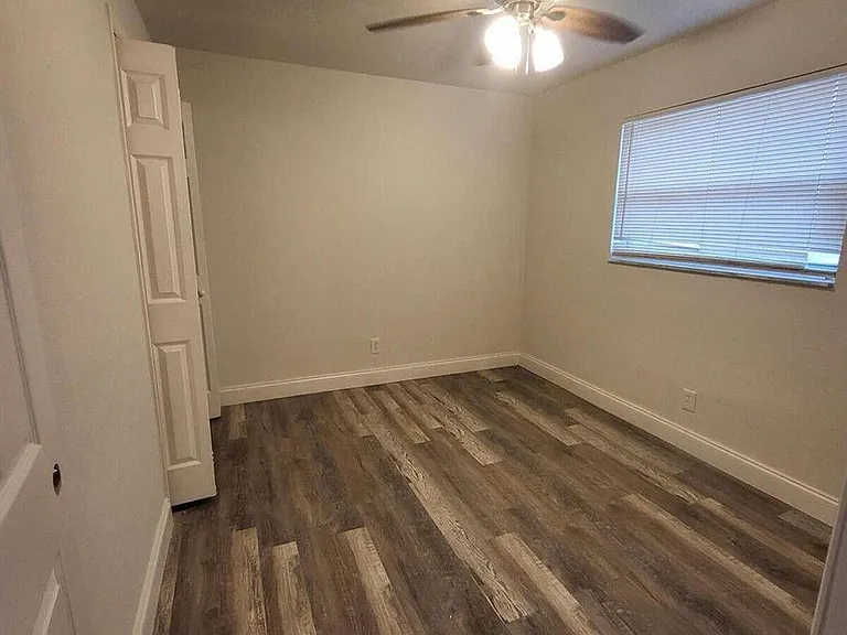 105 SW 12th Ave #107B — Photo 5