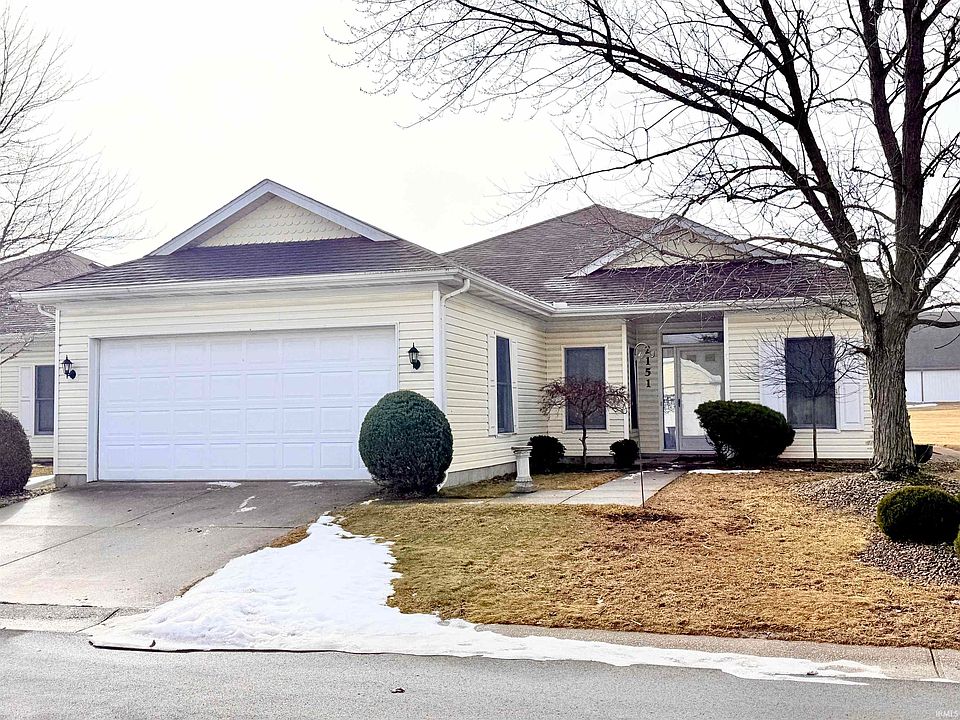 1st image of 2151 W Woodview Dr