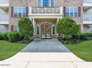 615 Sophee Ln, Lakewood, NJ 08701