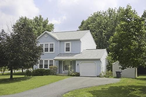 1st image of 15 Bryant Blvd