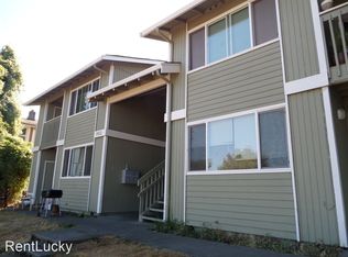 1412 S I St #2, Tacoma, WA 98405