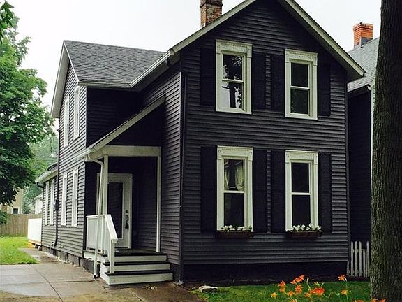 2nd image of 1918 W 50th St