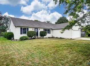 14380 Nantucket Dr, Bowling Green, OH 43402