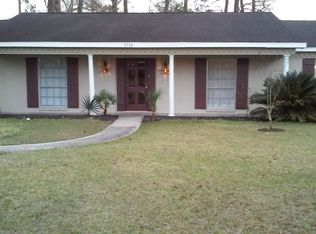 1715 Woodland Dr, Lake Charles, LA 70605