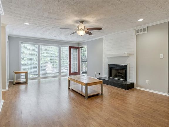 4th image of 1708 Country Park Dr SE