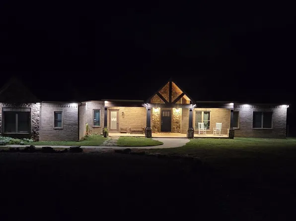176 Red Bud Ln, Searcy, AR 72143
