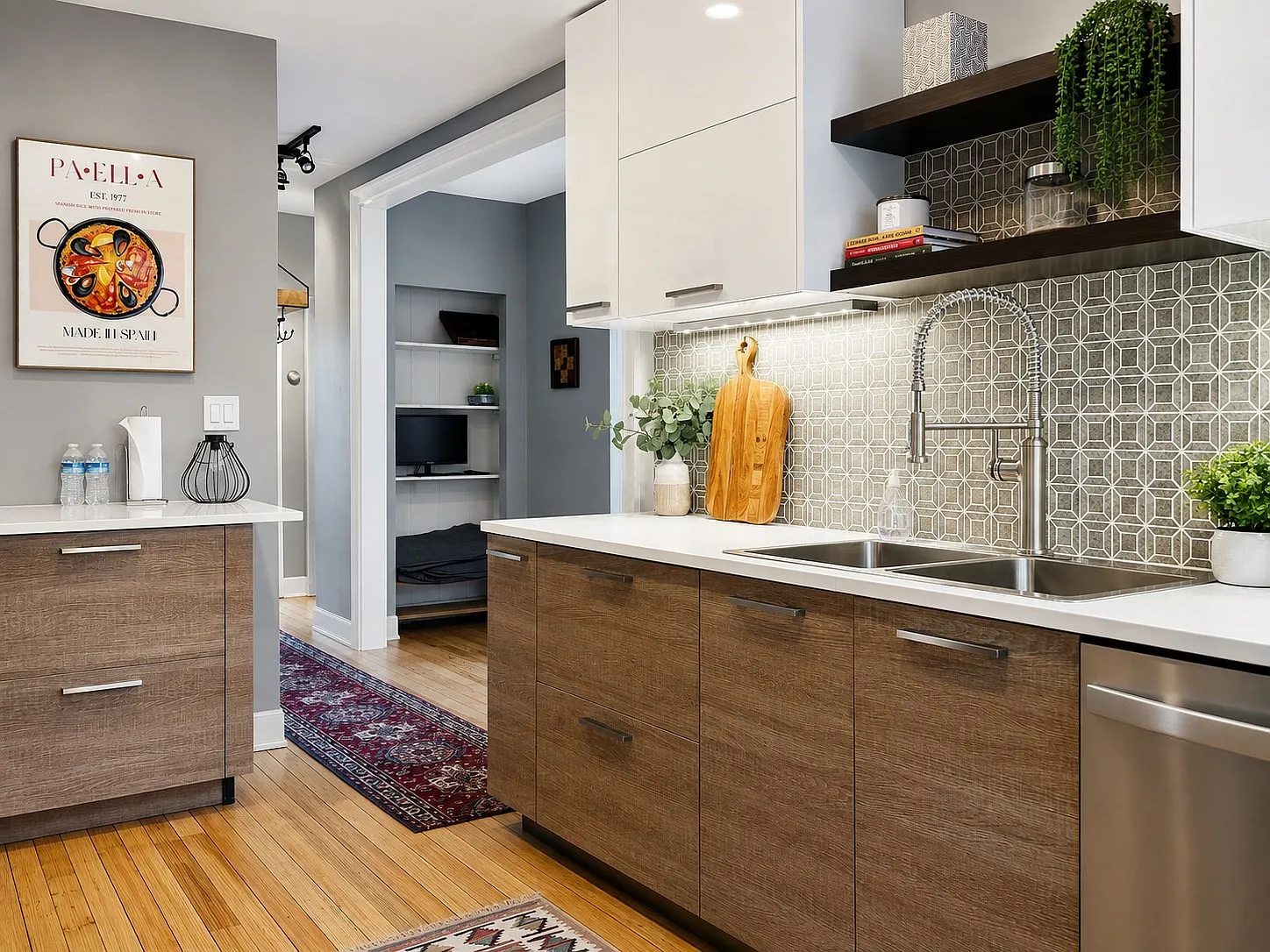 2 bed, 1.0 bath, 800 sqft, $2,600 — Photo 2
