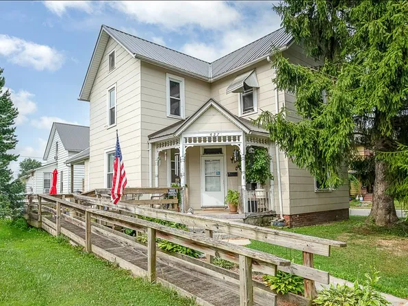 427 E Warren St, Bucyrus, OH 44820