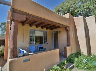 1012 Orchard Pl NW, Albuquerque, NM 87102