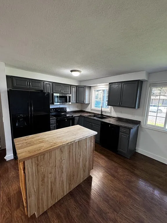 33691 NE Karen Pl — Photo 4