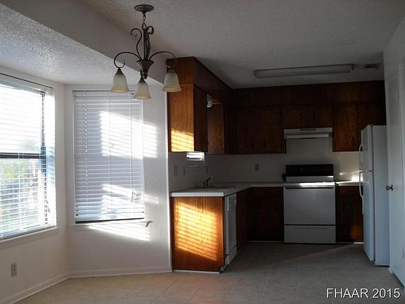 4th image of 3311 Westrim Dr