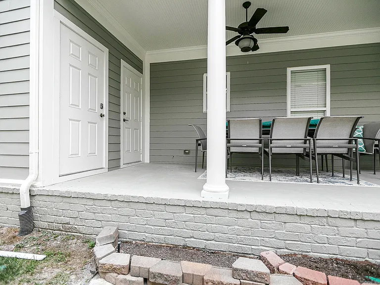 193 Acadia Ave — Photo 3