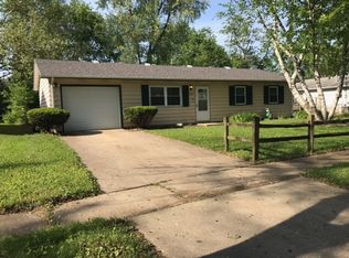 1604 Comanche Dr, Champaign, IL 61821