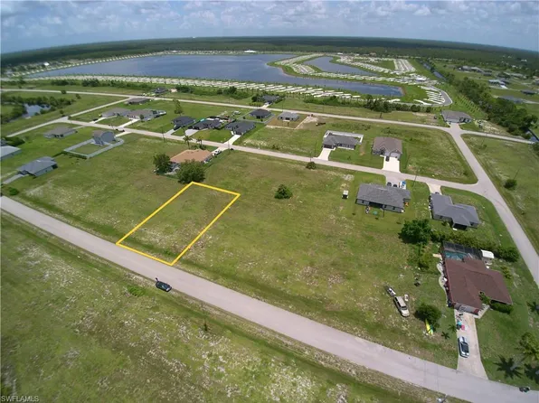 4025 NW 37th AVE, CAPE CORAL, FL 33993
