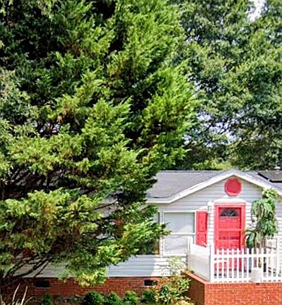 4th image of 105 Aspen Way