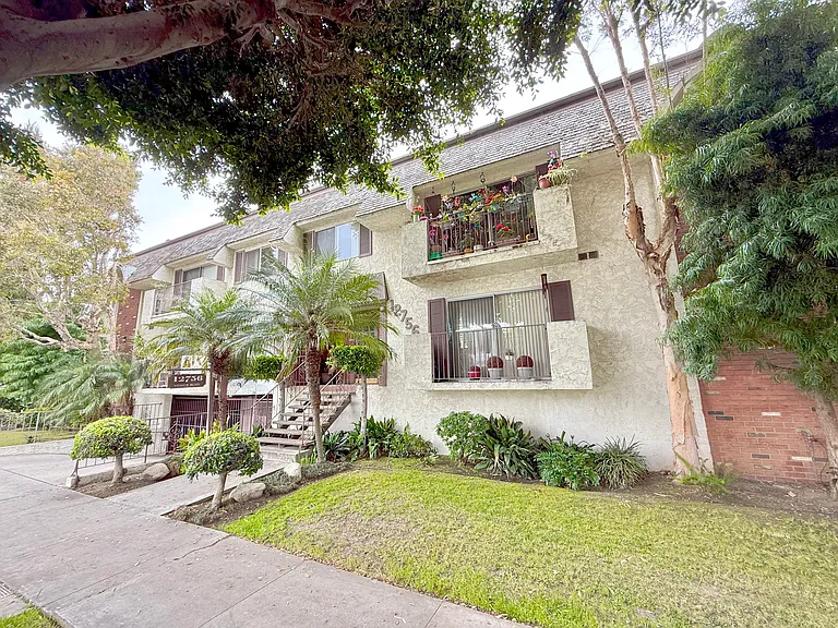 12766 Venice Blvd #106 — Photo 9