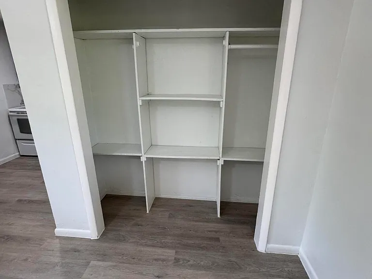 1113 SW 15th Ter #11 — Photo 12