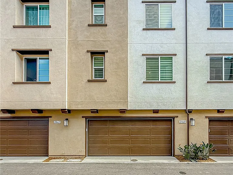 2860 Via Descanso — Photo 18