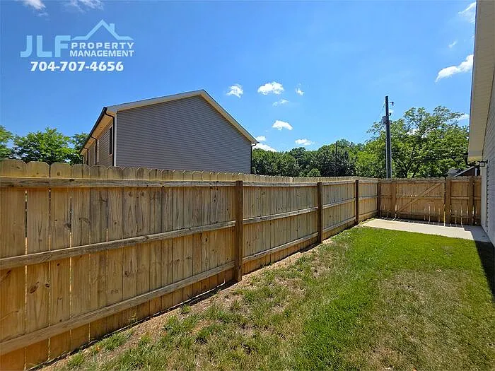 710 Irene Ave #A — Photo 19