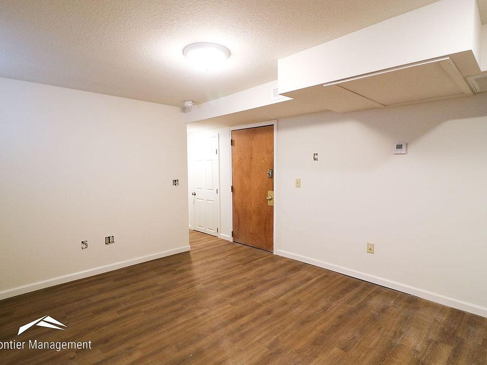 Swingle House Apartments 111 S Erpelding Rd Leonardville KS Zillow