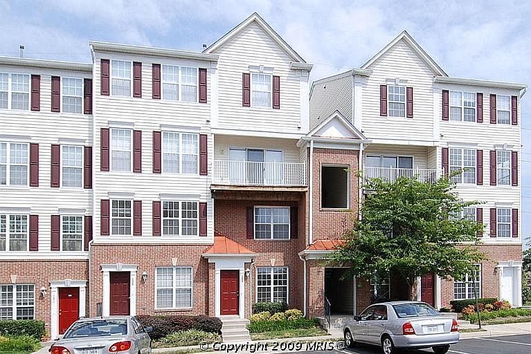 1st image of 2480 Angeline Dr