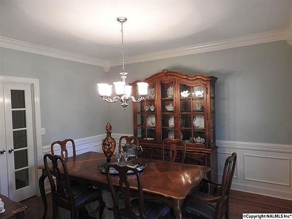 3rd image of 219 Turtle Creek Dr