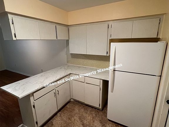 5th image of 4251 45th St N APT B