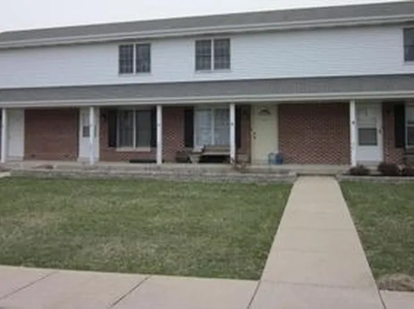 101B Colonial Pkwy, Yorkville, IL 60560