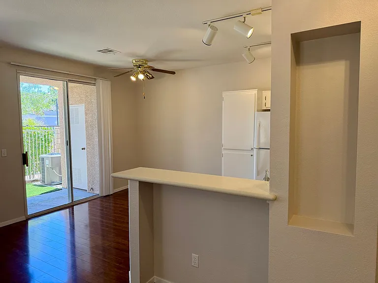 251 S Green Valley Pkwy #4011 — Photo 6