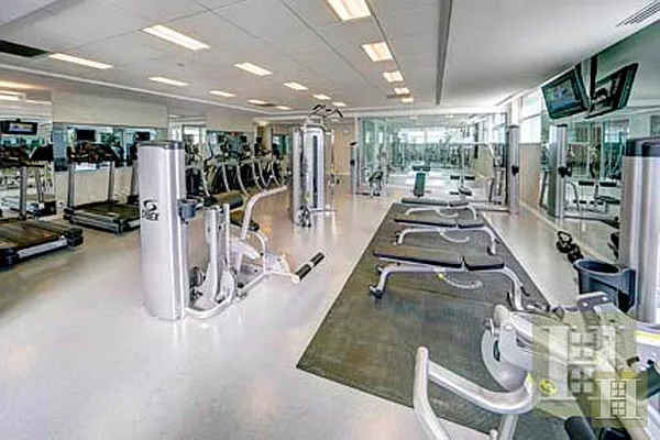 Rented by Halstead Real Estate | media 35