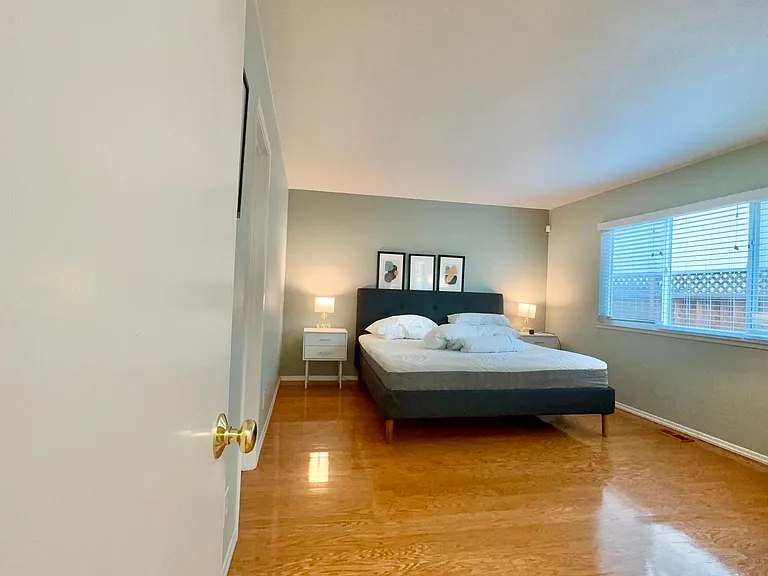 1391 Hardy Pl — Photo 28