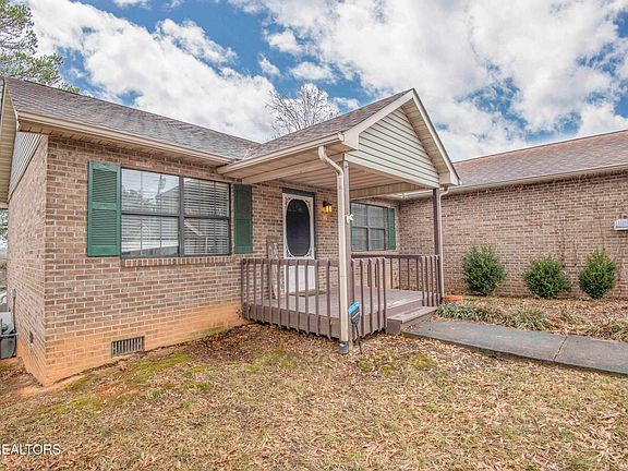 3rd image of 7456 Lyle Bend Ln
