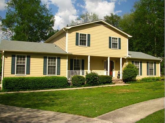 1st image of 13900 Chimney Rock Cir SE
