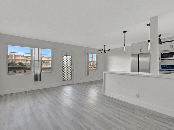 4th image of 2053 Wolverton Dr #C