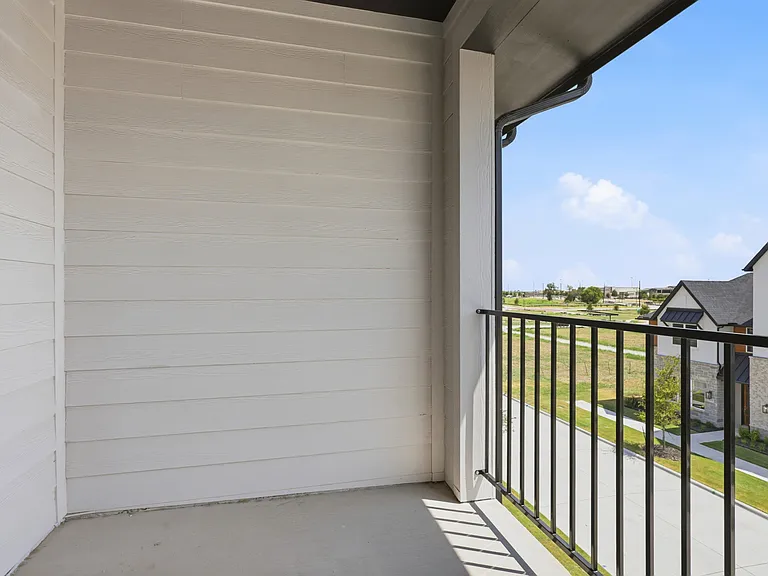 6240 Fortuna Ln — Photo 18
