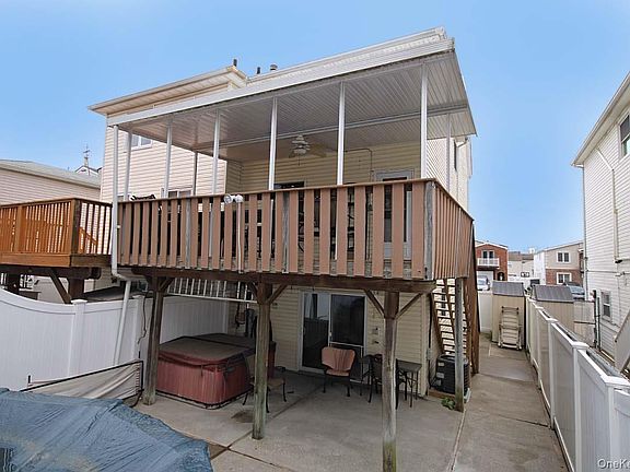 5th image of 378 Gurley Avenue