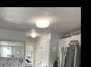 121 Oceanside Dr, Scituate, MA 02066