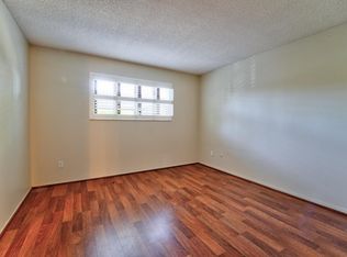 8607 La Riviera Dr, Sacramento, CA 95826