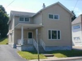 138 E Elm St, Dunmore, PA 18512