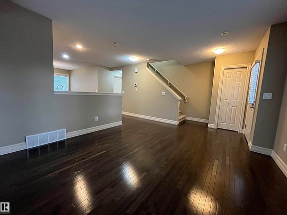 3rd image of 2336 Aspen Trl #112