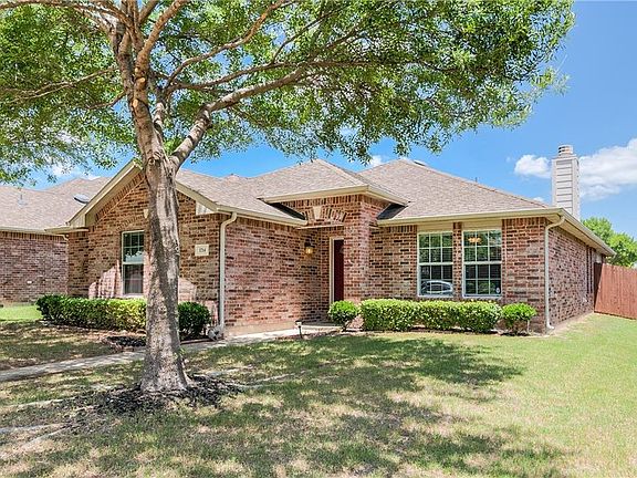 2nd image of 1714 Zavala Dr