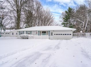 9399 E De Ave, Richland, MI 49083
