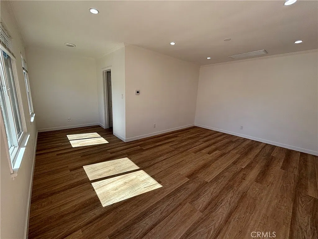 1 bed, 620 sqft, $2,100 — Photo 3
