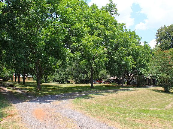 2nd image of 2375 E State Highway 7