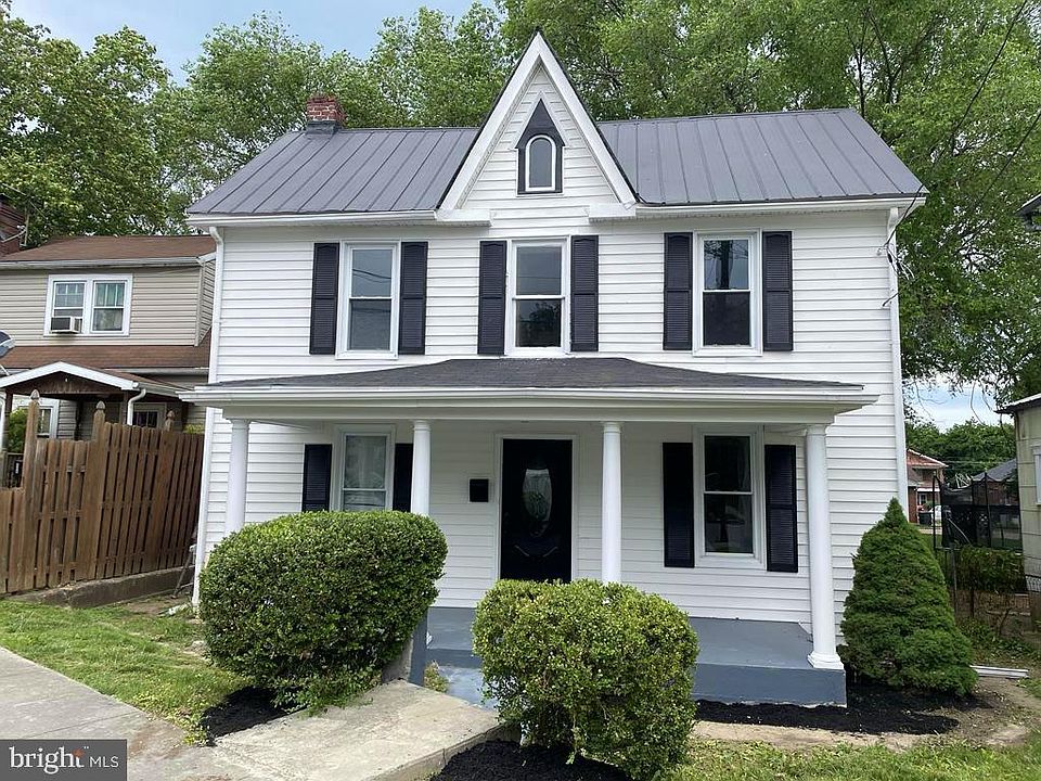 1st image of 658 Faulkner Ave