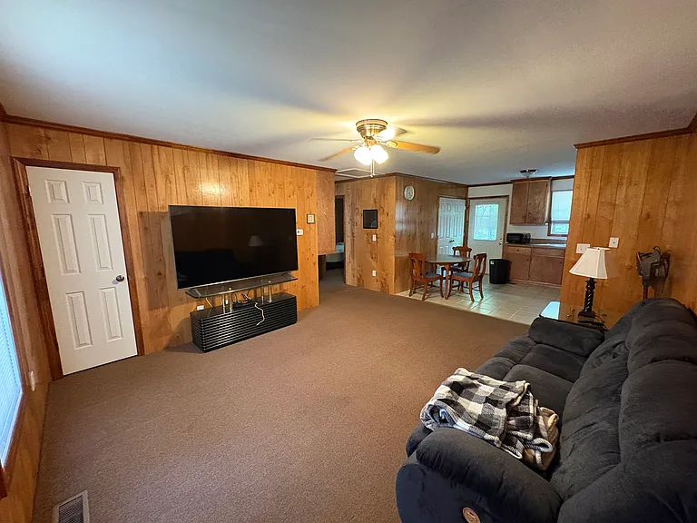 4202 Maddox Dr #4202 — Photo 1