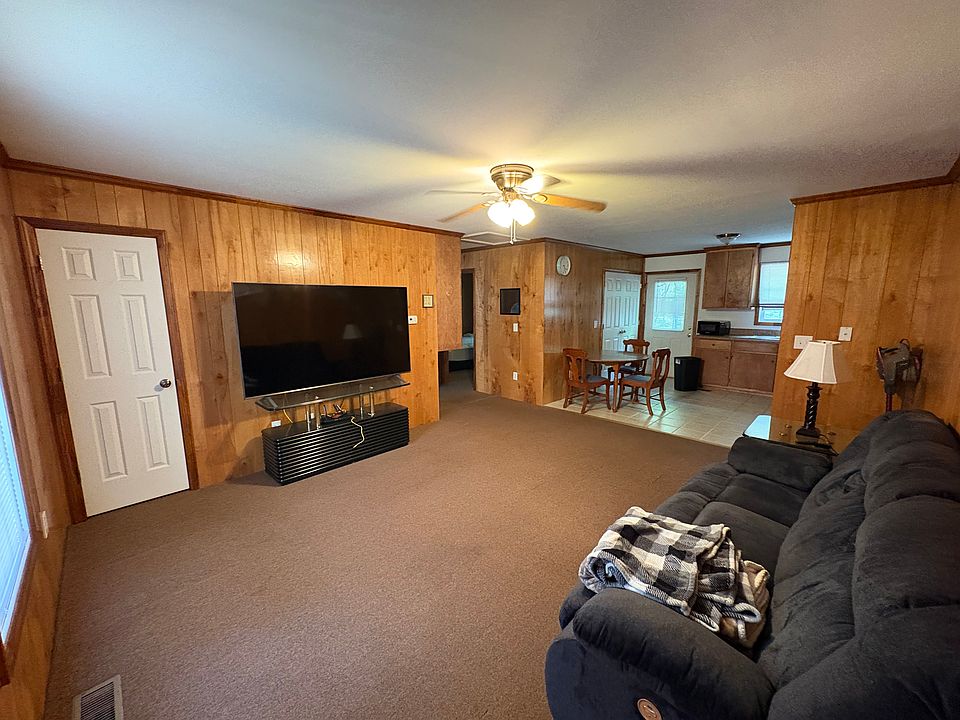 1st image of 4202 Maddox Dr #4202