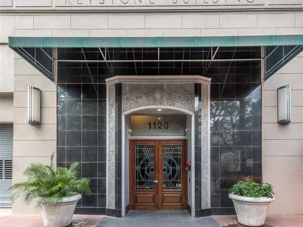 1120 Texas St APT 5A, Houston, TX 77002