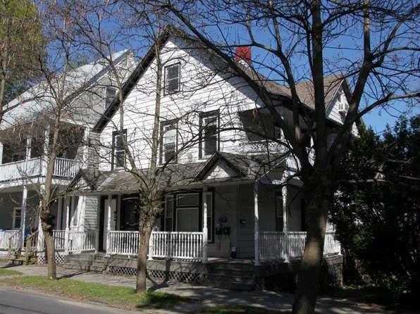 134 Woodlawn Ave APT 4, Saratoga Springs, NY 12866